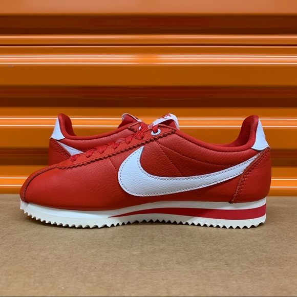 Nike Classic Cortez QS ST Women’s Shoes - Picture 6 of 8